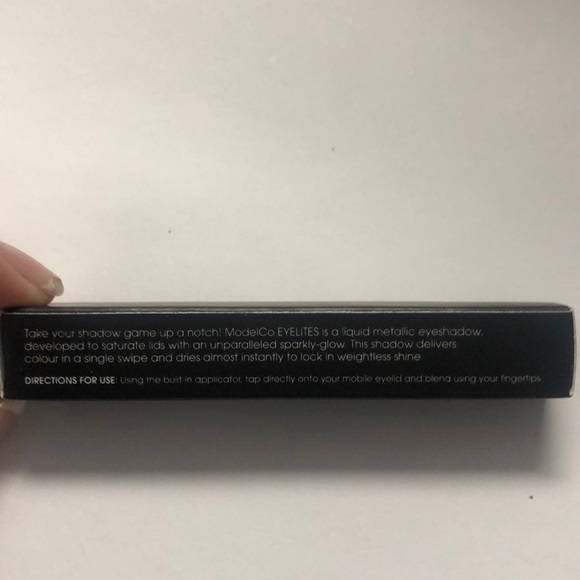 Eyelites metallic eyeshadow in Granite - Picture 4 of 6